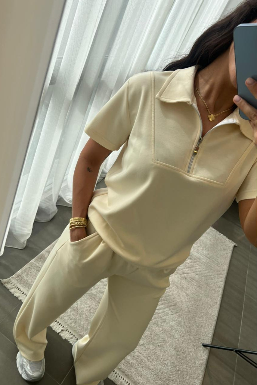 set half-zipper