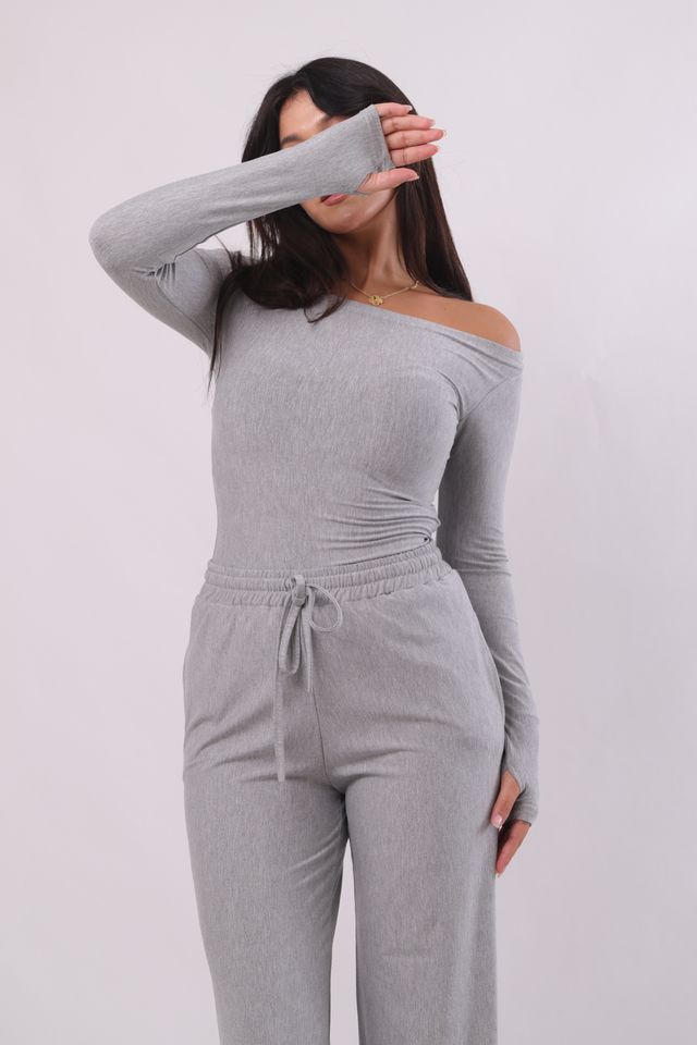 Selena set